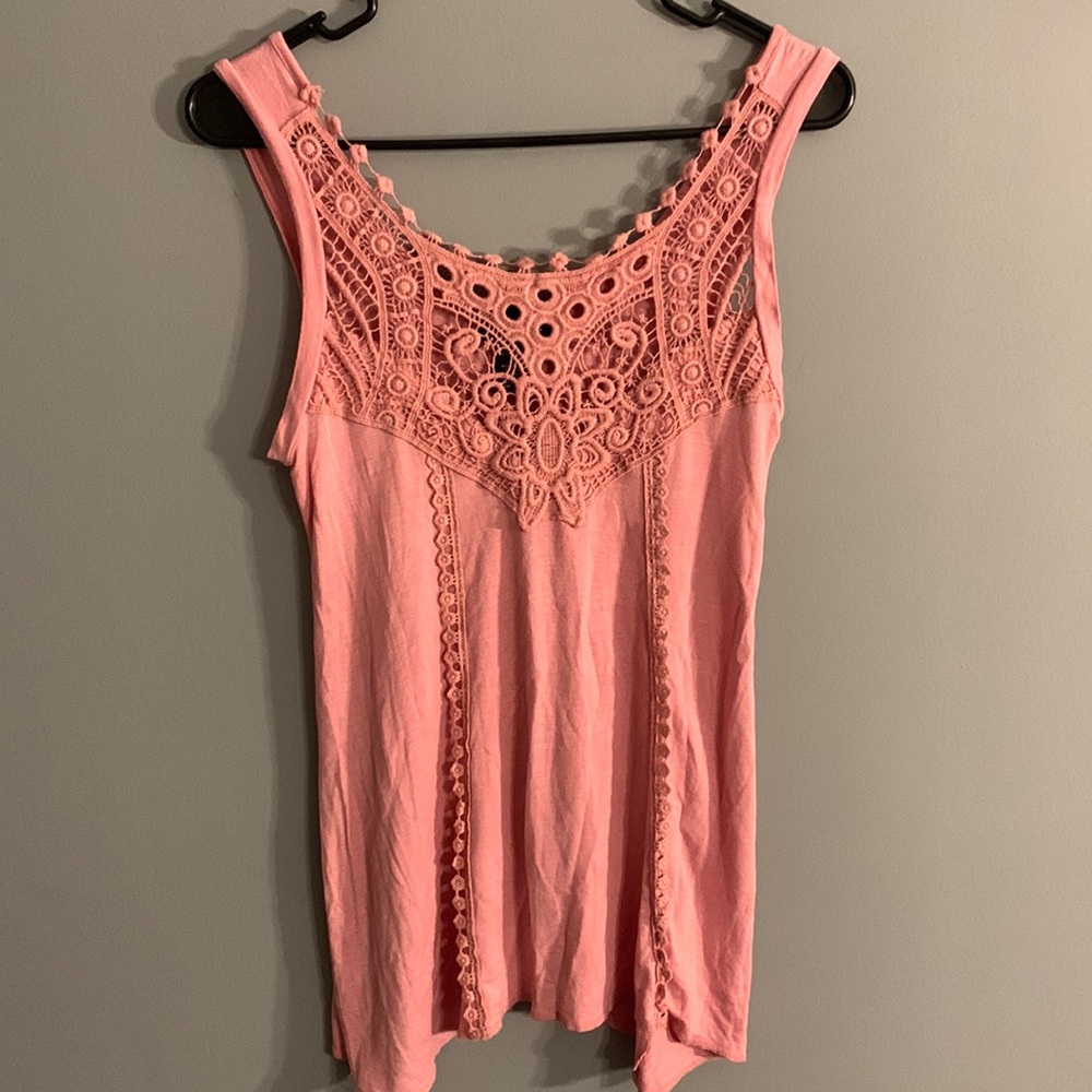 Pink tank top